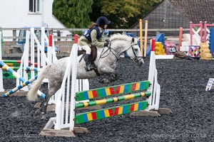 Class 6 - Fences not above 2'9